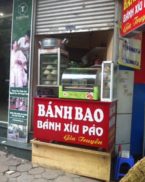 Quán nhỏ nhưng ở vị trí luôn đắt khách