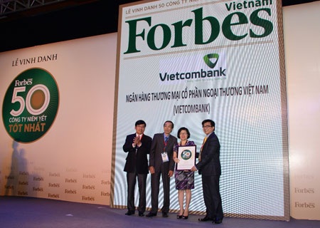Forbes: Vietcombank là công ty niêm yết tốt nhất Việt Nam - 1 Forbes: Vietcombank là công ty niêm yết tốt nhất Việt Nam