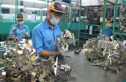 Đại gia ngoại giữ kín bí kíp công nghệ - 1 Chỉ khoảng 11% DN Việt nhận được chuyển giao công nghệ từ chính các nhà nhập khẩu nước ngoài.