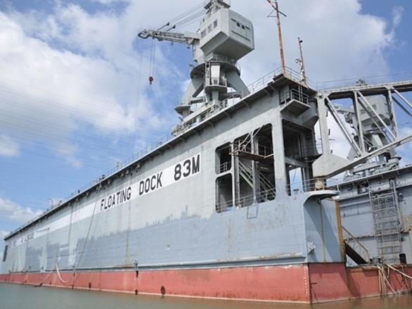 Đồng Nai quyết đuổi ụ nổi 83M tai tiếng - 1 Muốn di chuyển sang vị trí khác, ụ nổi 83M cần tới ít nhất 50 tỷ đồng để sửa chữa