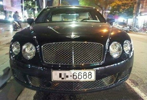 Bentley Continental Flying Spur biển siêu đẹp