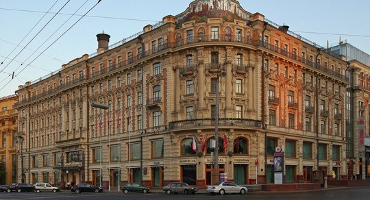 Doanh nhân Nga tự tử vì "khủng hoảng đồng rúp" - 1 Khách sạn Quốc gia ở Moscow, nơi doanh nhân Nga tự tử bằng súng. Ảnh: Wikipedia