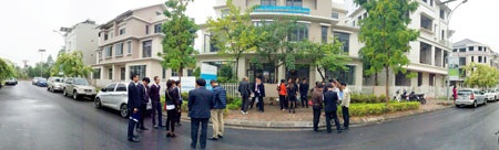 Du xuân châu Âu khi sở hữu biệt thự Xuân Phương - 1 Du xuân châu Âu khi sở hữu biệt thự Xuân Phương