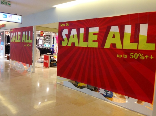 Có gian hàng còn giảm giá tất cả các sản phẩm