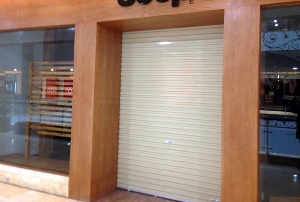 Sau giảm giá, thanh lý sản phẩm là đóng cửa,...