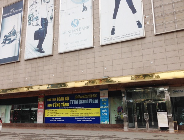 Mới đây nhất Parkson đã phải đóng cửa tại Keangnam vì kinh doanh thua lỗ