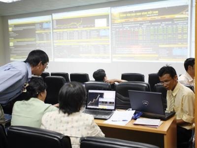 Đánh sập sàn vàng chui bằng cách nào? - 1 Việc thành lập sàn giao dịch vàng quốc gia sẽ tạo sân chơi an toàn, minh bạch cho nhà đầu tư