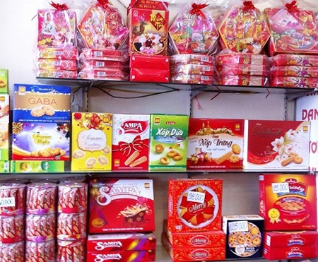 Bánh mứt kẹo Tết Ất Mùi: Hàng phong phú, giá không tăng - 1 Bánh mứt kẹo Tết Ất Mùi: Hàng phong phú, giá không tăng