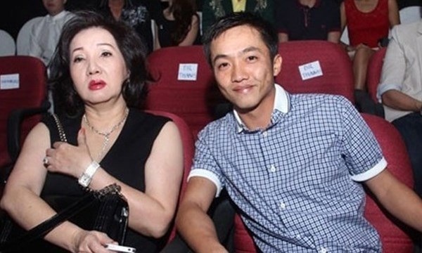Mẹ con Nguyễn Quốc Cường "mất" 12 tỉ đồng ngày làm việc đầu năm - 1 Đọc những thông tin kinh tế - tài chính mới nhất trên