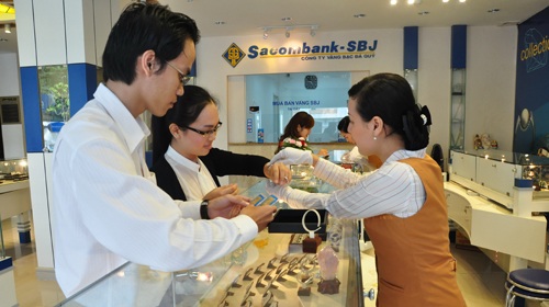 Đọc những thông tin kinh tế - tài chính mới nhất trên 