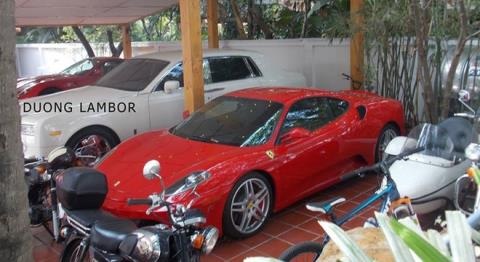 Gara siêu xe của đại gia cafe Trung Nguyên