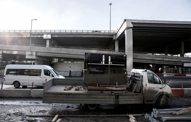 Tuy vậy, số xe sang và các doanh nhân nước ngoài ở Moskva City cũng đang giảm xuống.