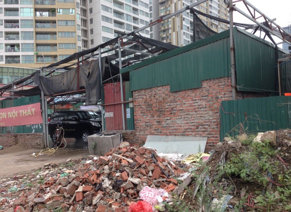 Đất vàng ám ảnh: Dự án dở dang, hai sếp lớn đi tù - 9 Hình ảnh nhà sập xệ