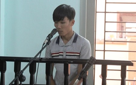 Dùng trang mạng xã hội để lừa đảo, Hay bị án phạt 18 tháng tù giam.