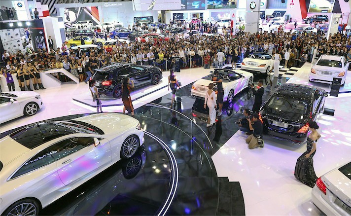 Thuế suất nhập khẩu ô tô giảm nhưng các DN nhập khẩu xe từ châu Âu cũng không thấy giảm giá.