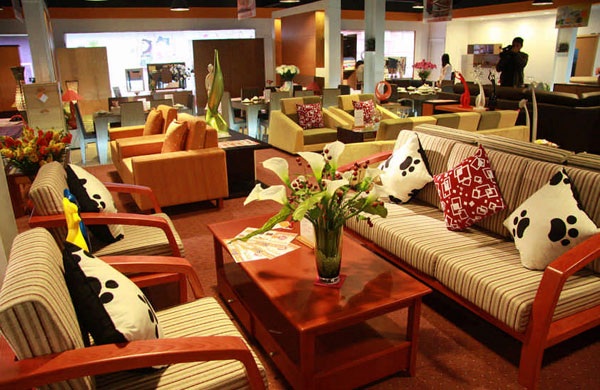 Đồ gỗ ngoại chiếm lĩnh thị trường