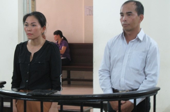 Diễn giám đốc ngân hàng lừa tiền xin việc - 1 Đọc những thông tin kinh tế - tài chính mới nhất trên