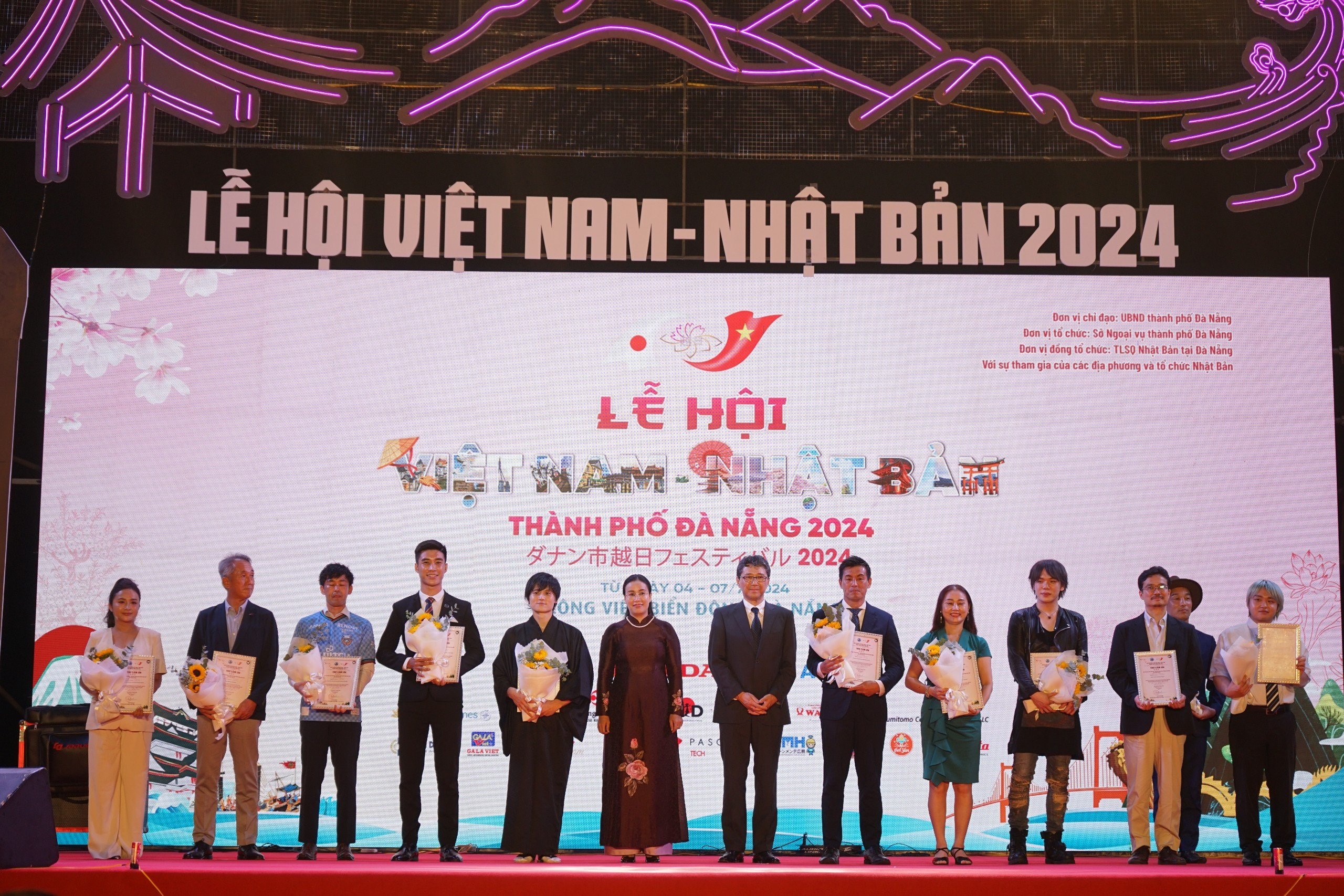 anh 2.jpg anh 2.jpg