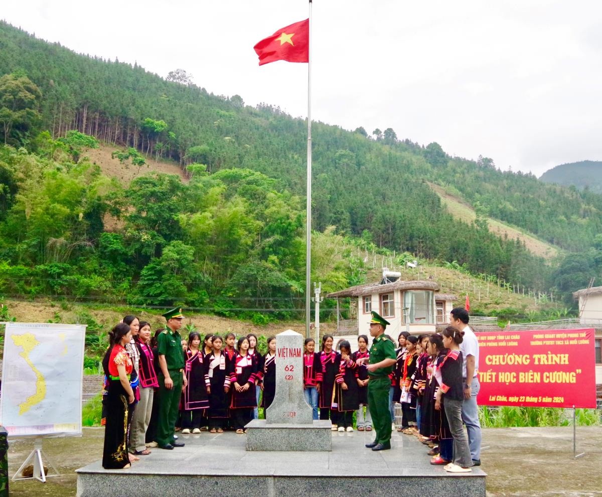 Don BP Huoi Luong copy.jpg Don BP Huoi Luong copy.jpg