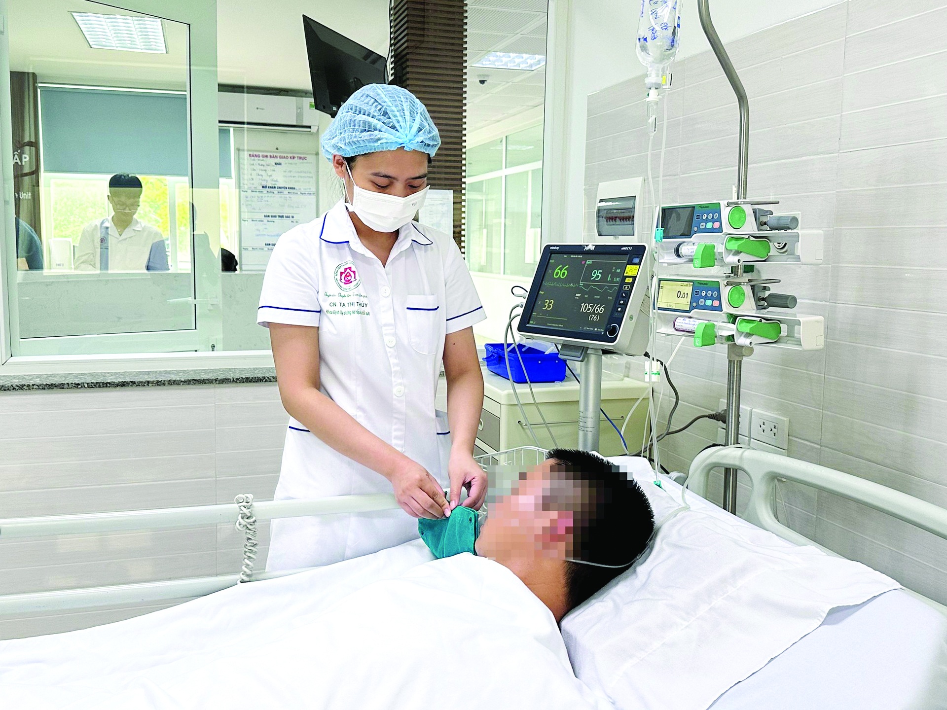 Bệnh nhi điều trị tại 108.jpg Bệnh nhi điều trị tại 108.jpg