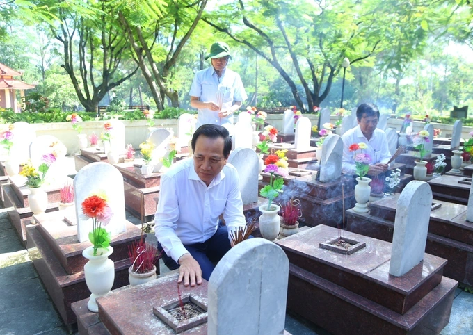 bo truong dao ngoc dung.jpg