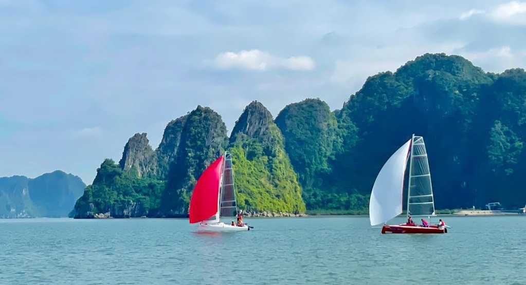 vinh-ha-long.jpg vinh-ha-long.jpg