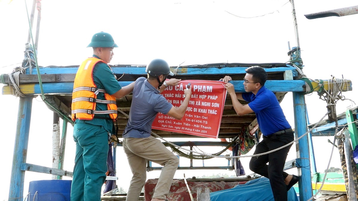 Thanh Hóa công bố 506 tàu cá có nguy cơ vi phạm IUU - 1