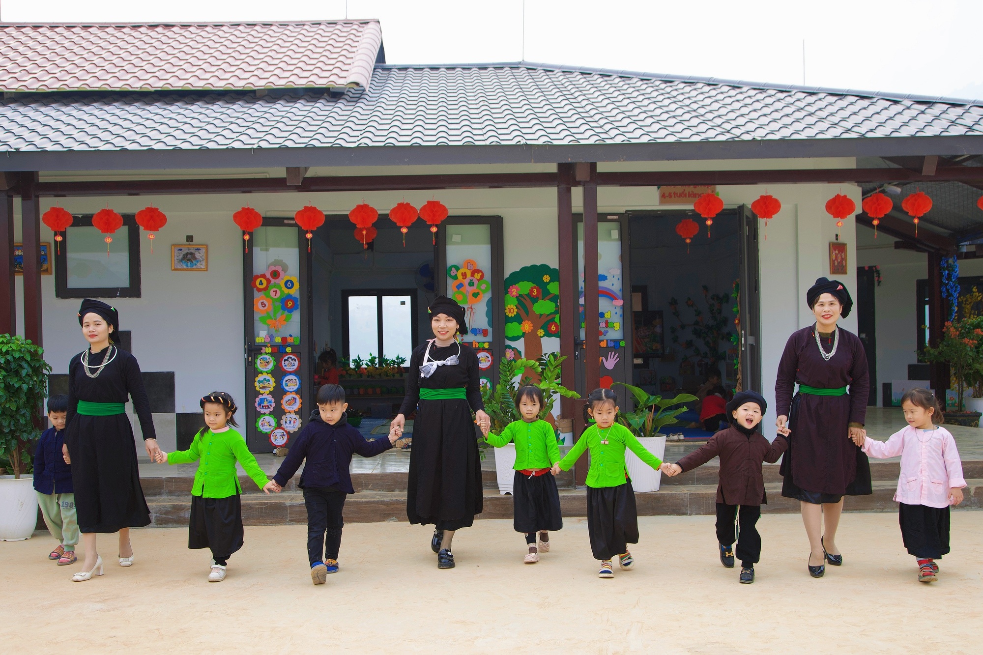 Vietnam stiger 11 platser i lyckoindex - 2 Việt Nam tăng 11 bậc về chỉ số hạnh phúc - 2