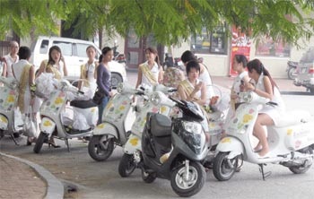 Chuyện buồn vui của sinh viên đi làm thêm - 1 Chuyện buồn vui của sinh viên đi làm thêm - 1