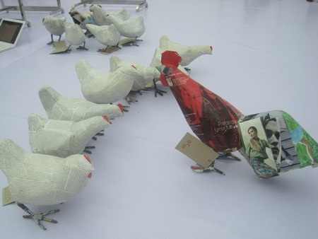 Ngộ nghĩnh với triển lãm Gà: Chip, chic, chicky - 5 Ngộ nghĩnh với triển lãm Gà: Chip, chic, chicky - 5