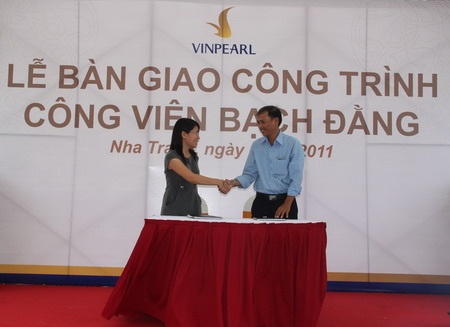 Bàn giao công trình cải tạo Công viên Bạch Đằng - 1 Bàn giao công trình cải tạo Công viên Bạch Đằng - 1