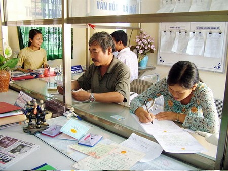 Thủ tục đăng ký kết hôn và khai sinh cho con - 1