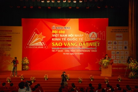 Eurowindow đạt TOP 10 Sao Vàng đất Việt 2011 - 2