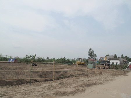 Ý kiến trái chiều về việc thu hồi đất tại huyện Kim Động - 2 Ý kiến trái chiều về việc thu hồi đất tại huyện Kim Động - 2