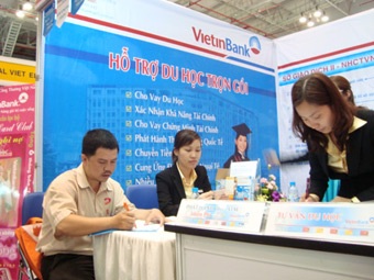 Vietinbank miễn phí chuyển tiền Online tại thị trường Anh và Đức  - 1