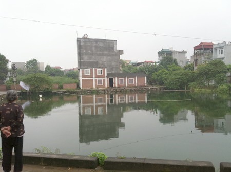 Hà Nội: Dân bức xúc trước “lá phổi” bị hô biến tại phường Ngọc Thụy - 1