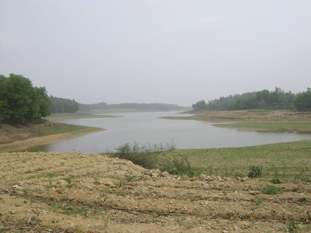 Yêu cầu huyện Ba Vì khẩn trương GPMB dự án hồ Cẩm Quỳ - 1 Yêu cầu huyện Ba Vì khẩn trương GPMB dự án hồ Cẩm Quỳ - 1