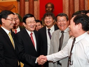 Chủ tịch nước gặp mặt các doanh nhân Việt Nam tiêu biểu - 1 Chủ tịch nước gặp mặt các doanh nhân Việt Nam tiêu biểu