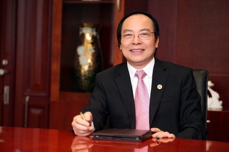 Ông Đỗ Minh Phú - Chủ tịch tập đoàn vàng bạc đá quý DOJI kiêm Chủ tịch HĐQT TienPhong Bank