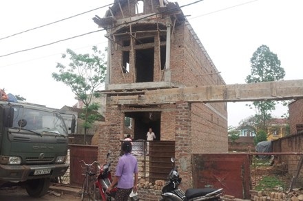 Chủ tịch tỉnh Bắc Giang giải quyết khiếu nại bằng mệnh lệnh hành chính - 1 Chủ tịch UBND tỉnh giải quyết khiếu nại bằng mệnh lệnh hành chính