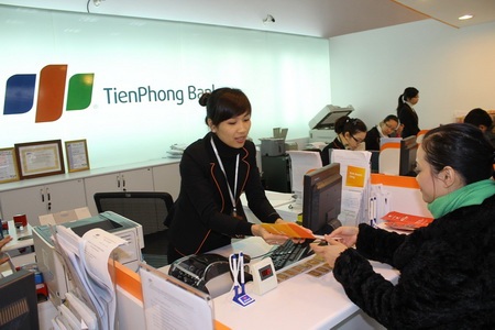 Những sắc thái tái cơ cấu ngân hàng