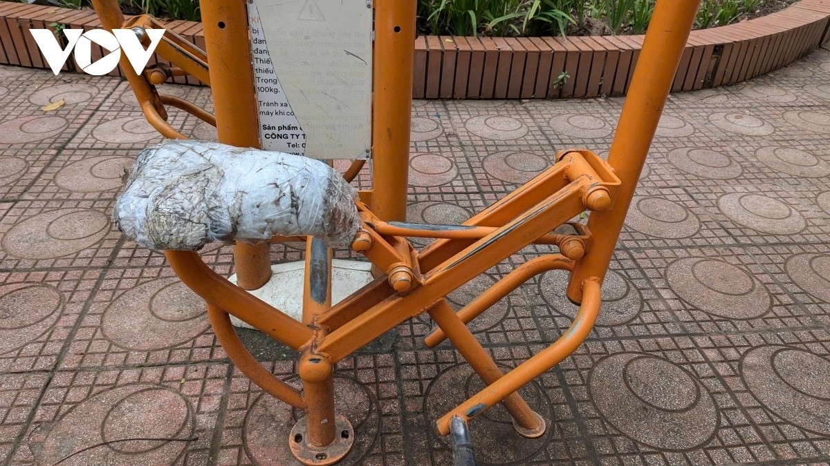 View - Hanoi Botanical Garden deteriorates due to delayed renovation