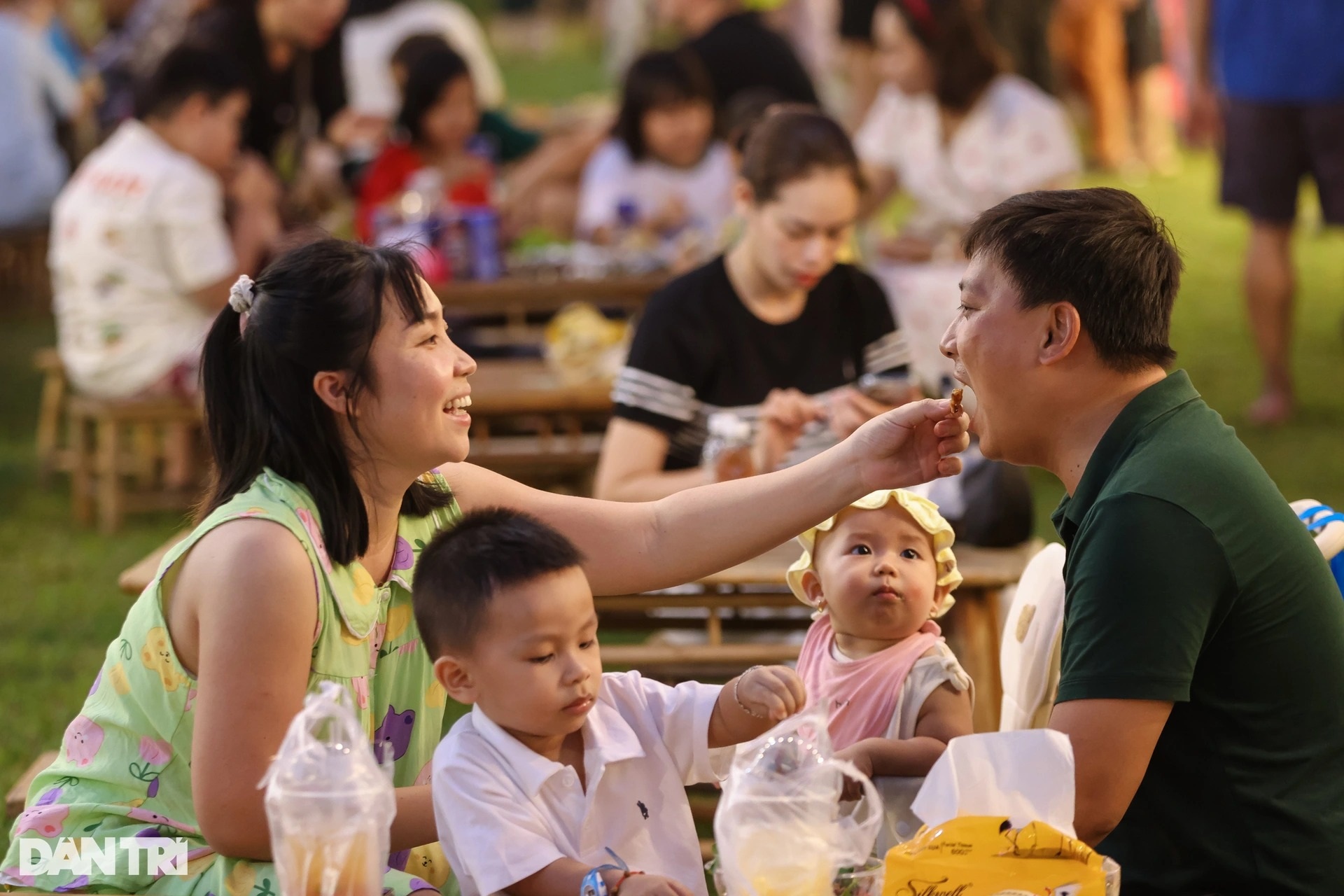 View - Hundreds of dishes featured at Vietnam's largest food festival