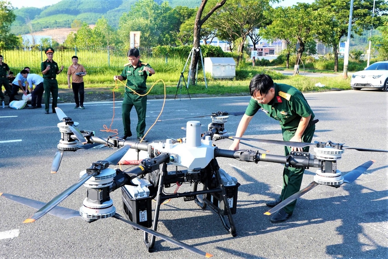 Danang tests cargo drones capable of carrying up to 120kg | DTiNews