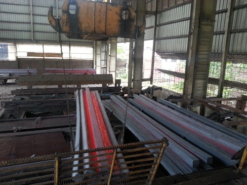 Công nghệ ngành thép trong nước còn thấp so với khu vực và thế giới - 1 Đến nay, trình độ công nghệ ngành thép có tăng lên nhưng không được cải thiện đáng kể.
p.p1 {margin: 0.0px 0.0px 13.0px 0.0px; font: 13.0px Helvetica}