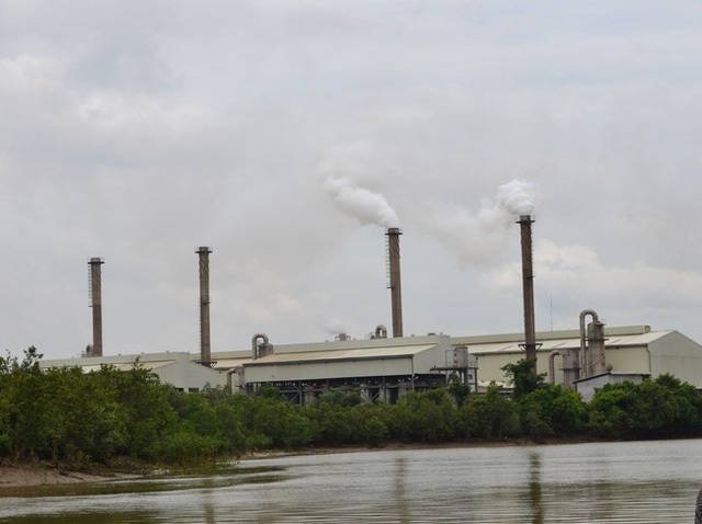 Một góc nhà máy Vedan Việt Nam, bên dòng sông Thị Vải Đồng Nai.