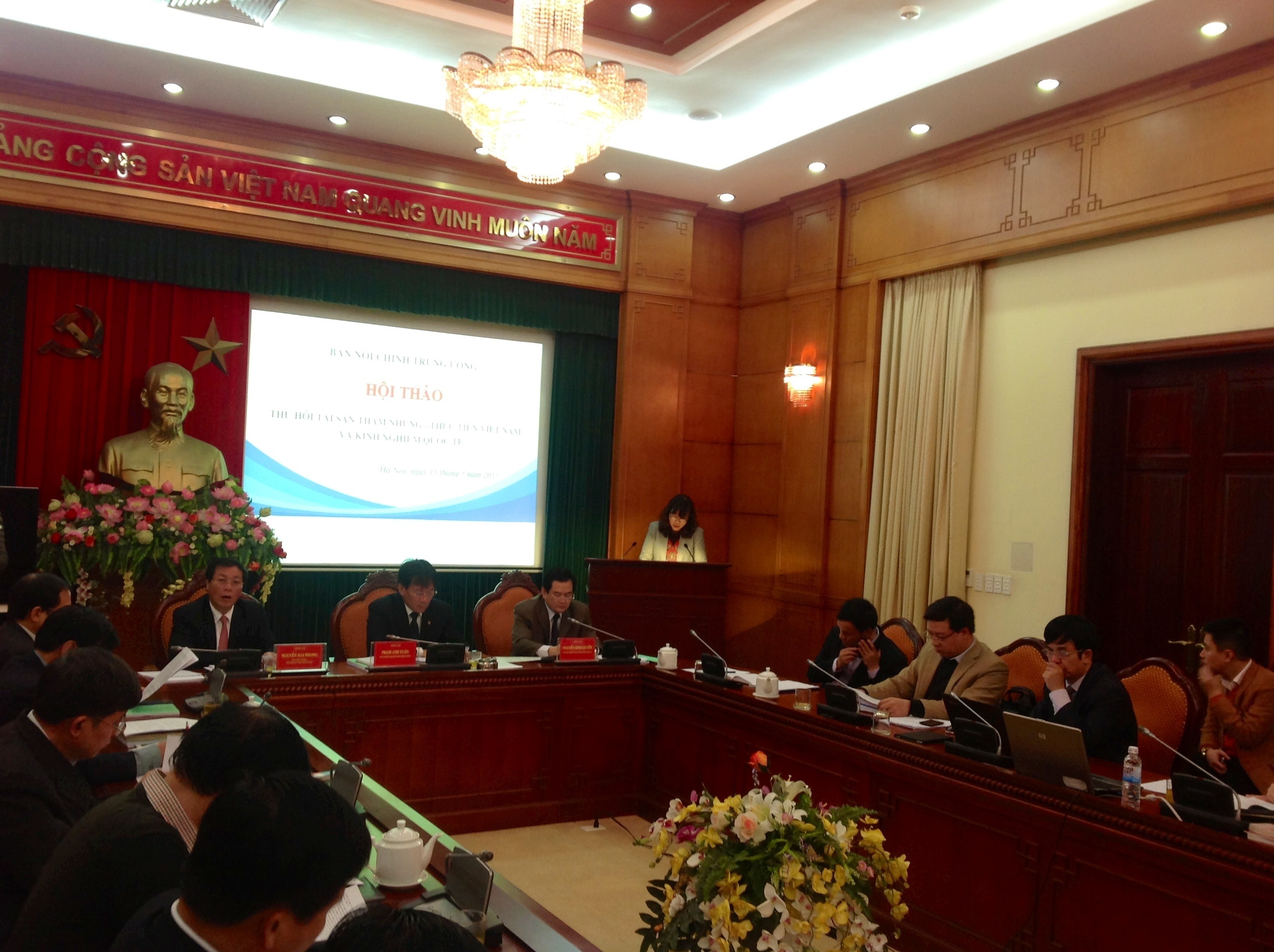 Chỉ thu hồi tài sản tham nhũng thì hối lộ tình dục xử thế nào? - 2 Hội thảo do Ban Nội chính Trung ương tổ chức sáng 13/3.