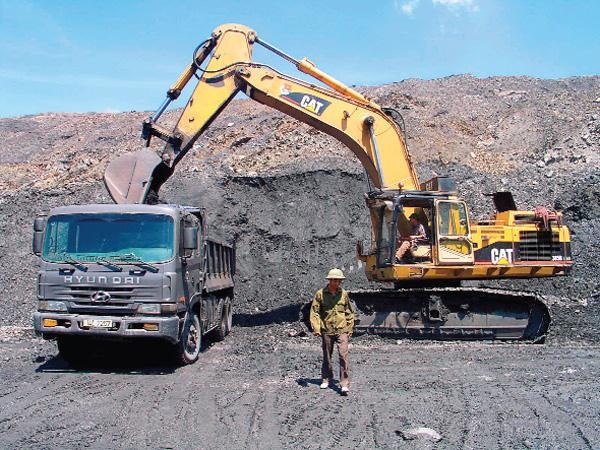 Thanh tra Chính phủ kiến nghị xử lý 28 doanh nghiệp khai thác khoáng sản có vi phạm (Ảnh minh họa)