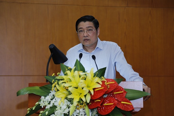 Hoàn thiện thể chế pháp luật phòng, chống tham nhũng - 1 Ông Phan Đình Trạc chỉ đạo tại hội nghị (Ảnh: Ban Nội chính Trung ương).