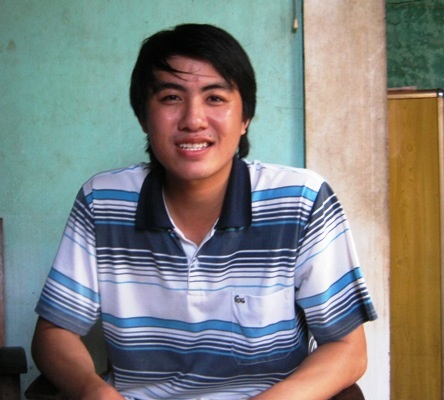 Lợi cho biết: Sau khi nhập học, em sẽ tìm việc làm thêm để giảm bớt gánh nặng cho ba.